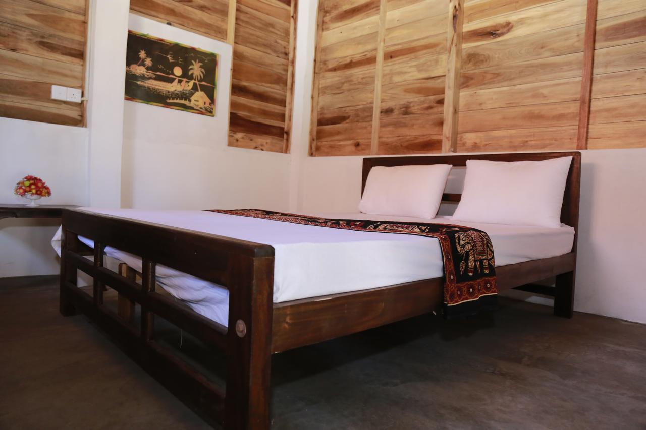 Ocean View Beach Resort - Kalpitiya Luaran gambar